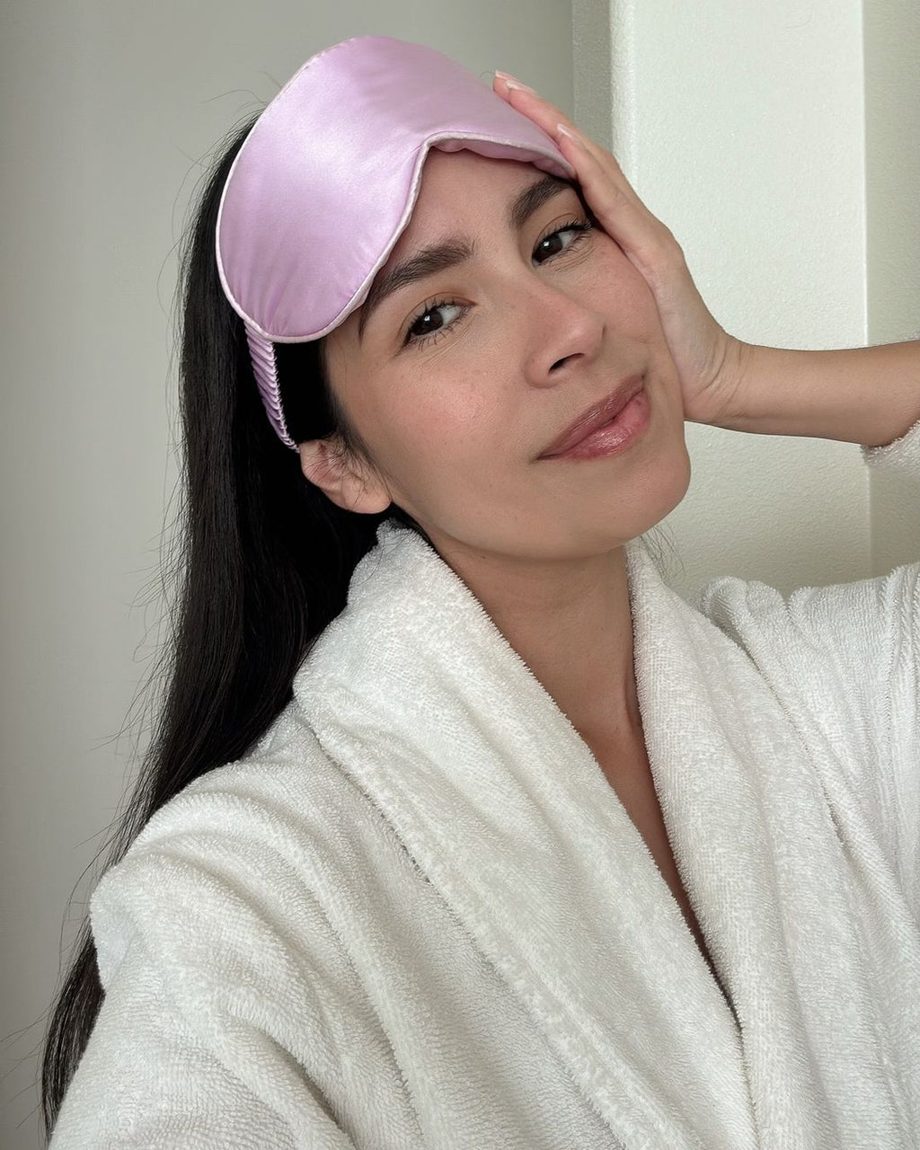 Blissful Sleep Silk Eye Mask — Navy